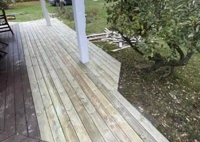 Udbedring af træterrasse